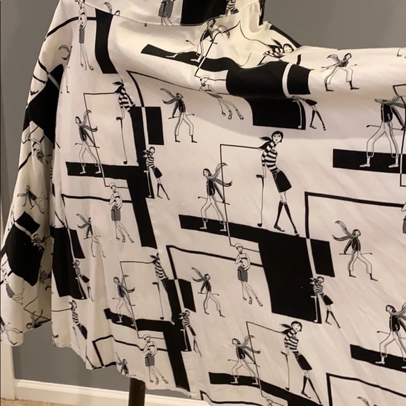 Dress - Picture 2 of 5